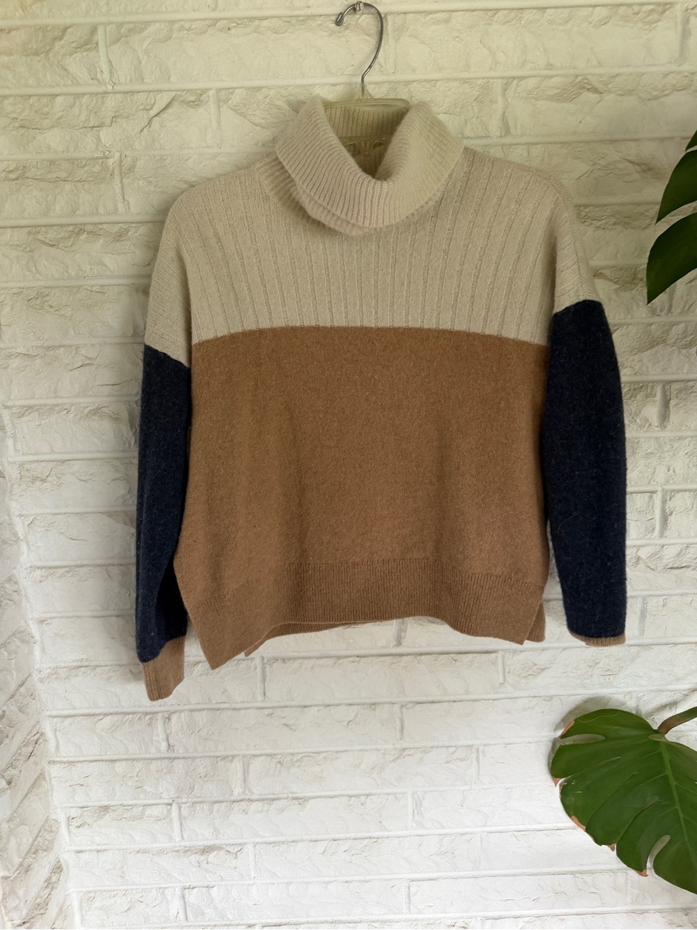 Madewell Colorblock Turtleneck Sweater in Cream, Brown & Black